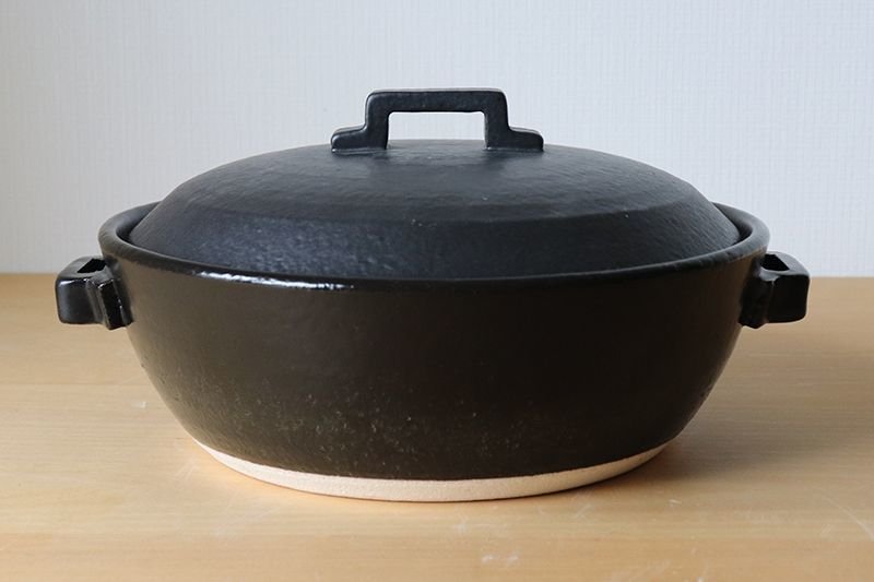 黒い陶器の土鍋 スタイル土鍋 黒 - 三鈴陶器
